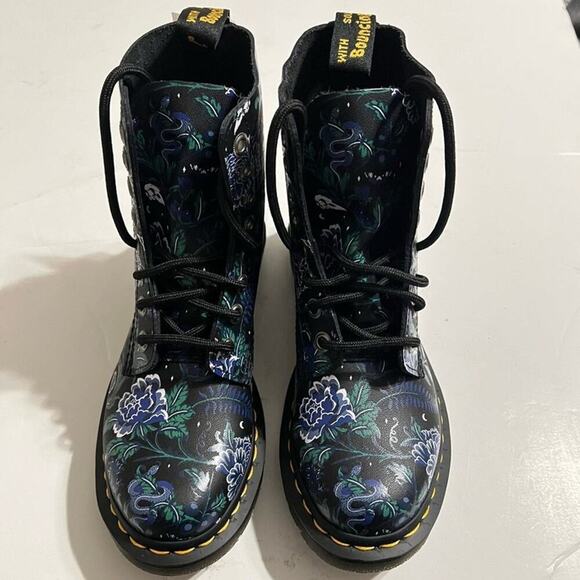 Dr. Martens 1460 PASCAL WOMEN'S MYSTIC FLORAL LACE UP BOOTS - Picture 9 of 16